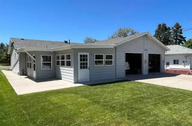 Evergreen Terrain LLC lawn care business photo 2